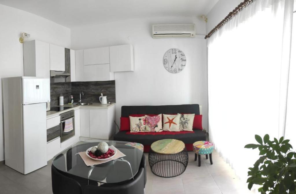 Apartments Sollis Трогір Екстер'єр фото